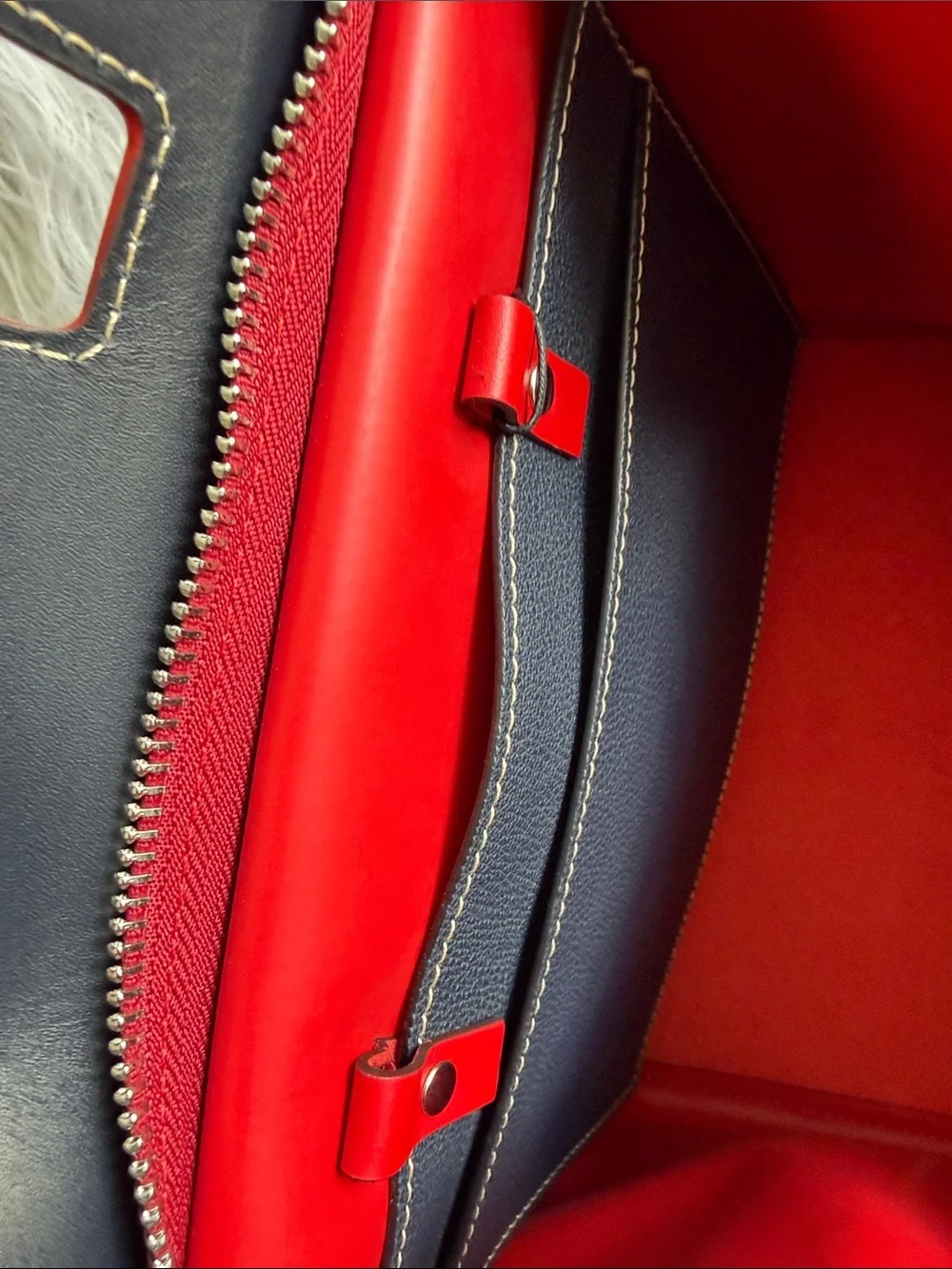 Limited Edition Carolina Herrera Red Leather Patch Appliqué Top Handle Tote Bag